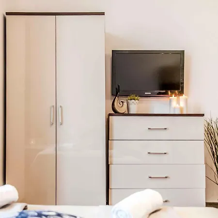 Studio Central Apartman *